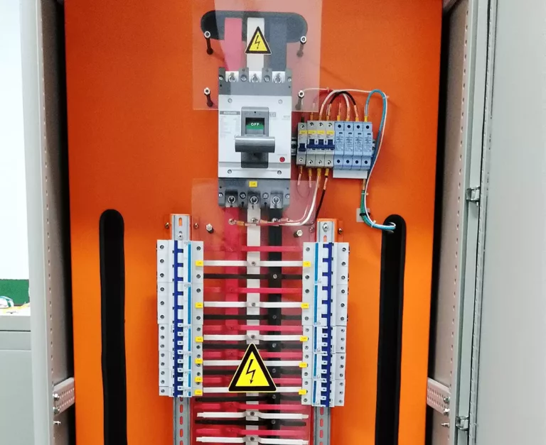 Montagem de Painéis Elétricos Industriais pso engenharia eletrica capa 01