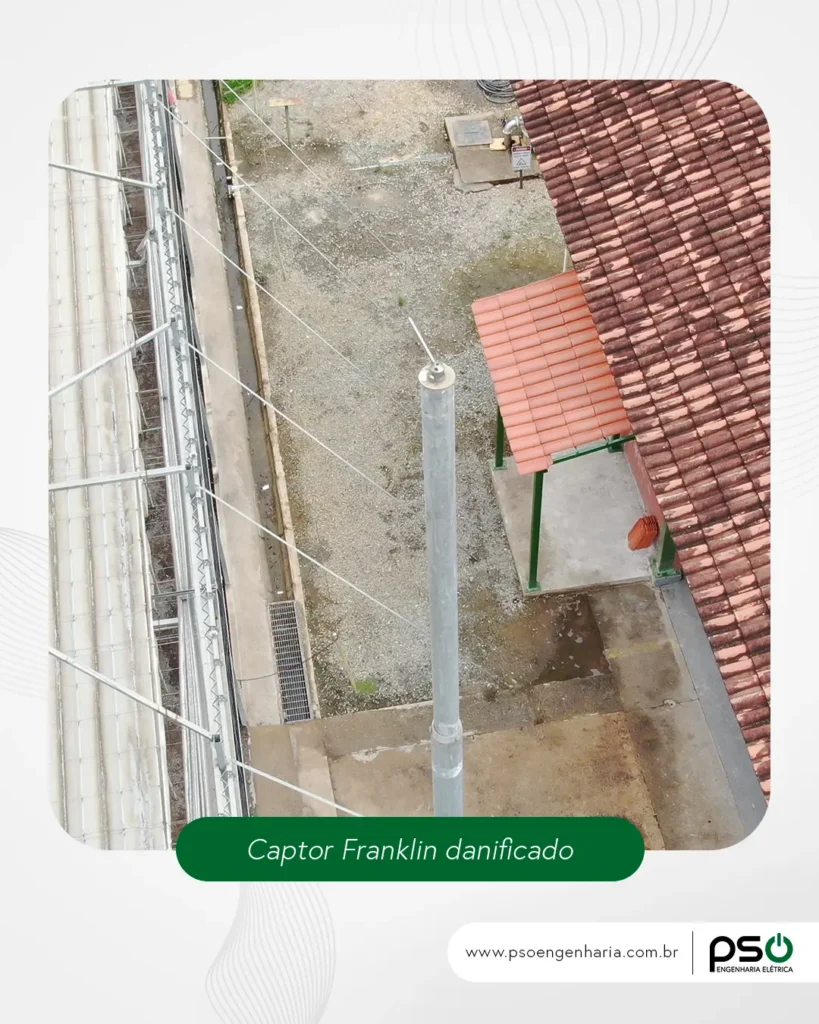Captor Franklin danificado